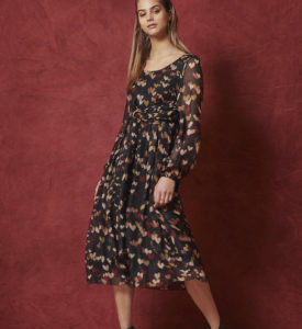 5f29329f6001f6e0091e81a0_lookbook_theabito_fw2020_web_-12